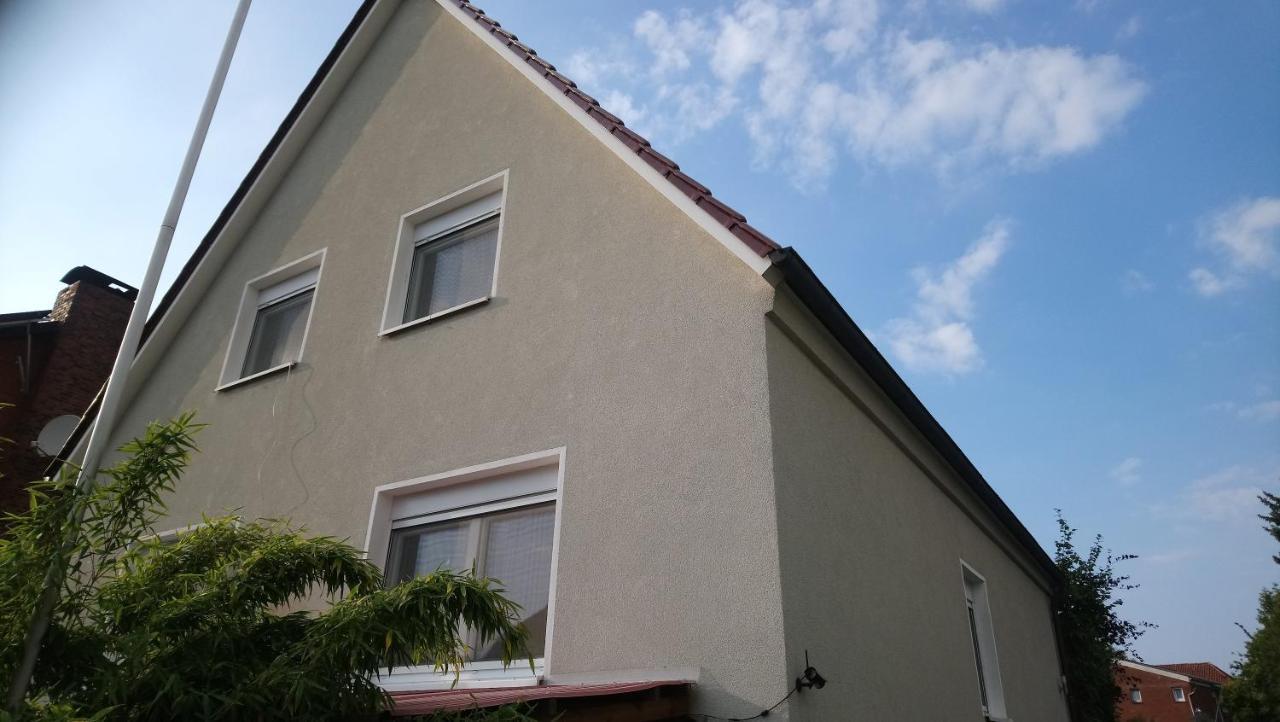 Privates Einzelzimmer Bei Der Weser-Ems-Halle オルデンブルク エクステリア 写真
